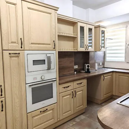 Stylish 2 Bdrm, 5 Guests, Serdika Mall, Oborishte Apartmán *